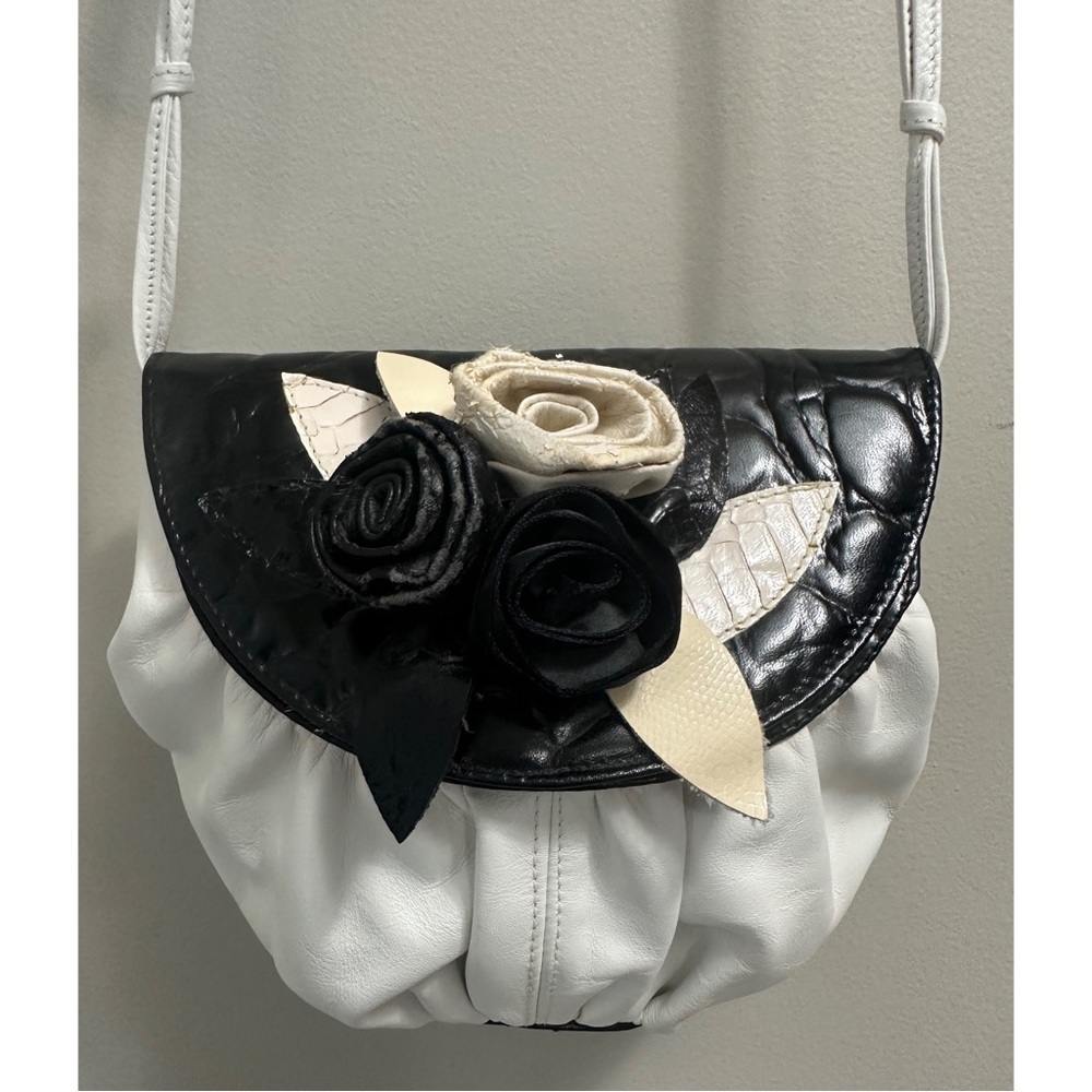 Vintage Flower Embellished Purse 80’s Era